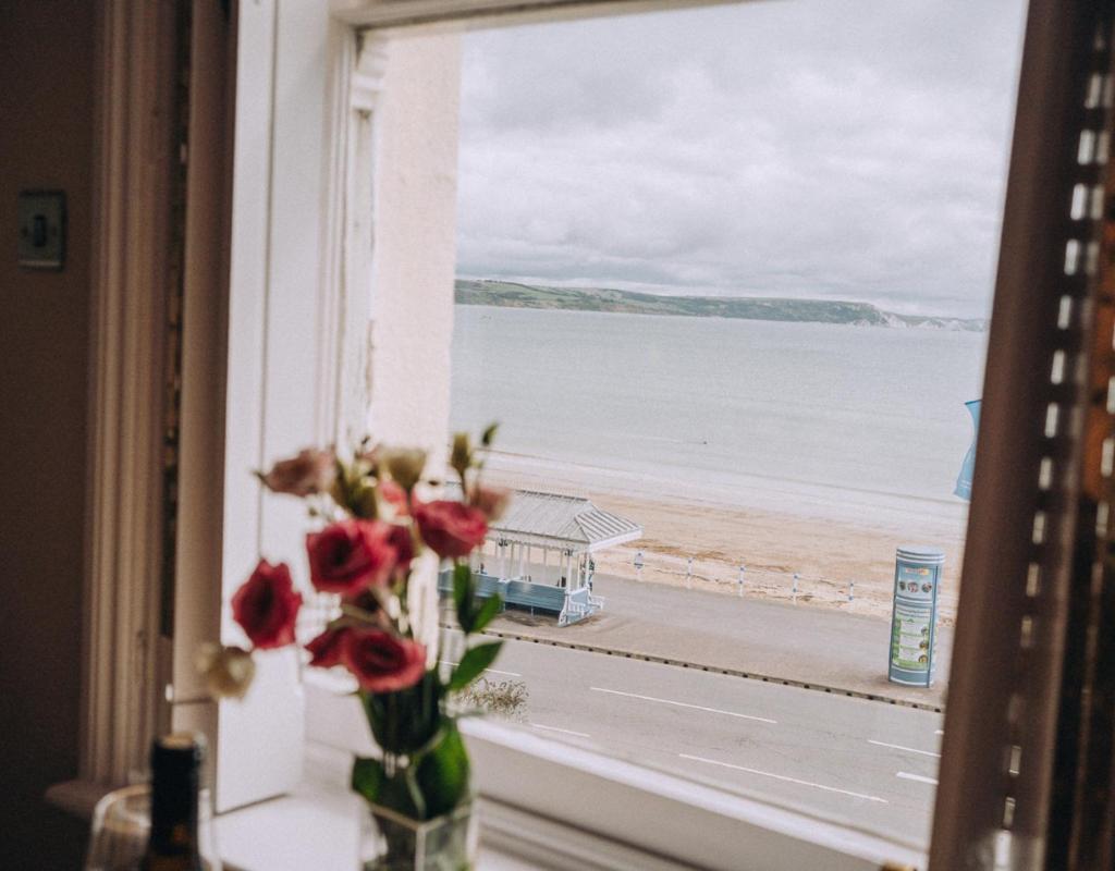 Pebble View - Cosy With Sea-views * Weymouth